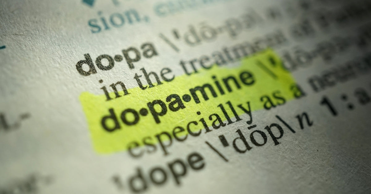 Neurotransmitery pod kontrolą – jak naturalnie wspierać dopaminę i serotoninę
